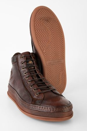 COLE-men-sneakers-trainers-high-cognac-brown-luxury-calf-leather-distressed-made-in-italyMID-TILTED-_-0146.jpg