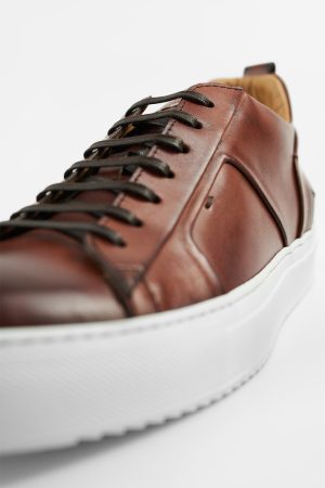 SKYE-men-sneakers-cognac-brown-luxury-calf-leather-patina-made-in-italyMACROSSNEAKERS02197.jpg