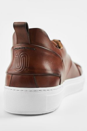SKYE-men-sneakers-cognac-brown-luxury-calf-leather-patina-made-in-italyMACROSSNEAKERS02198.jpg
