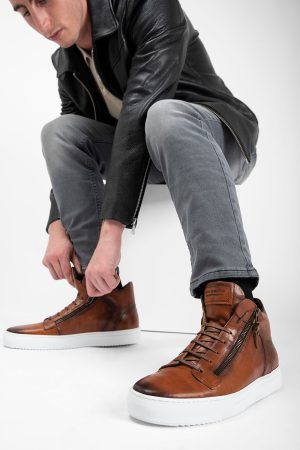 SOHO_men_sneakers-trainers-high_cognac-brown_luxury_calf-leather_distressed_made-in-italy10186.jpg