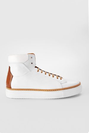 SOHO_men_sneakers-trainers-high_white-cognac-brown_luxury_calf-leather_patina-minimalist_made-in-italy6817.jpg