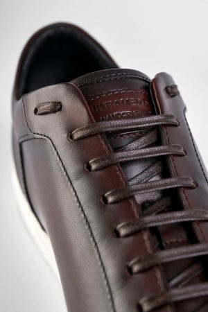SOHO_men_sneakers-trainers-low_chestnut-brown_luxury_calf-leather_patina_made-in-italy9227.jpg