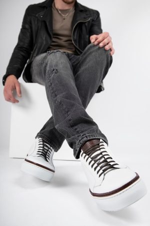 SOHO_men_sneakers-trainers-low_white-chestnut-brown_luxury_calf-leather_patina-minimalist_made-in-italy10976.jpg