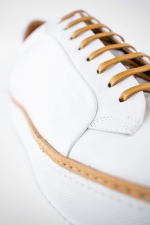 SOHO_men_sneakers-trainers-low_white-cognac-brown_luxury_calf-leather_patina-minimalist_made-in-italyIMG_0518.jpg