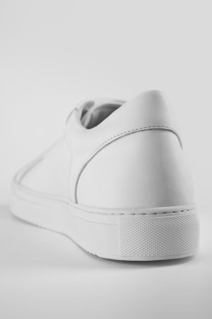 SOHO_men_sneakers-trainers-low_white_luxury_calf-leather_minimalist_made-in-italy9153.jpg