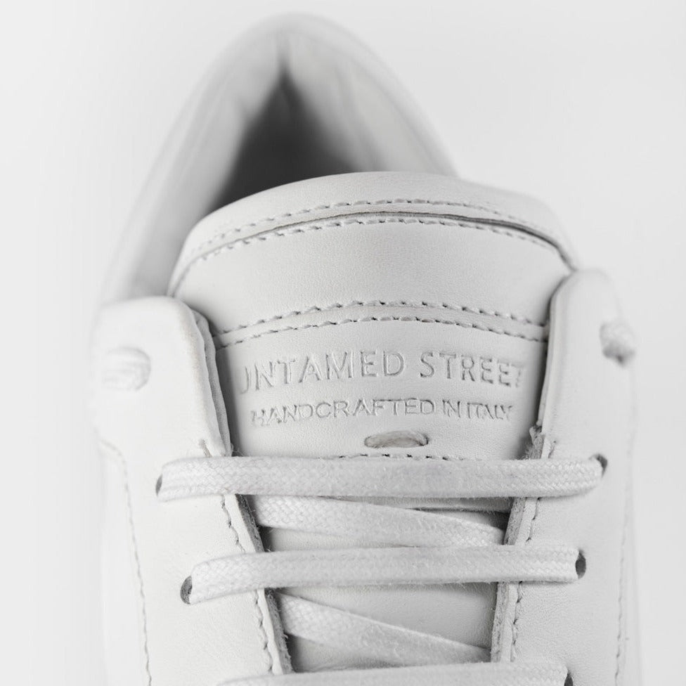 SOHO_men_sneakers-trainers-low_white_luxury_calf-leather_minimalist_made-in-italy9240_d9a21606-7207-4aba-959e-14e8a113b619.jpg